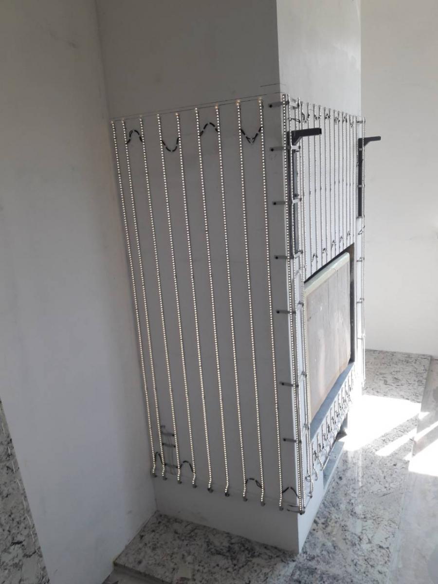 Камин из оникса с подсветкой