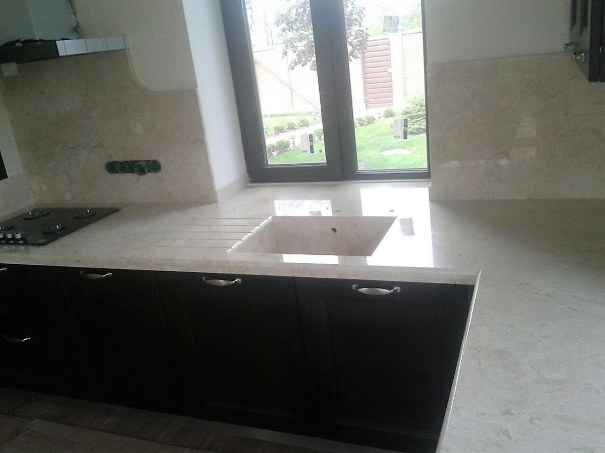 Столешница-подоконник из мрамора и гранита