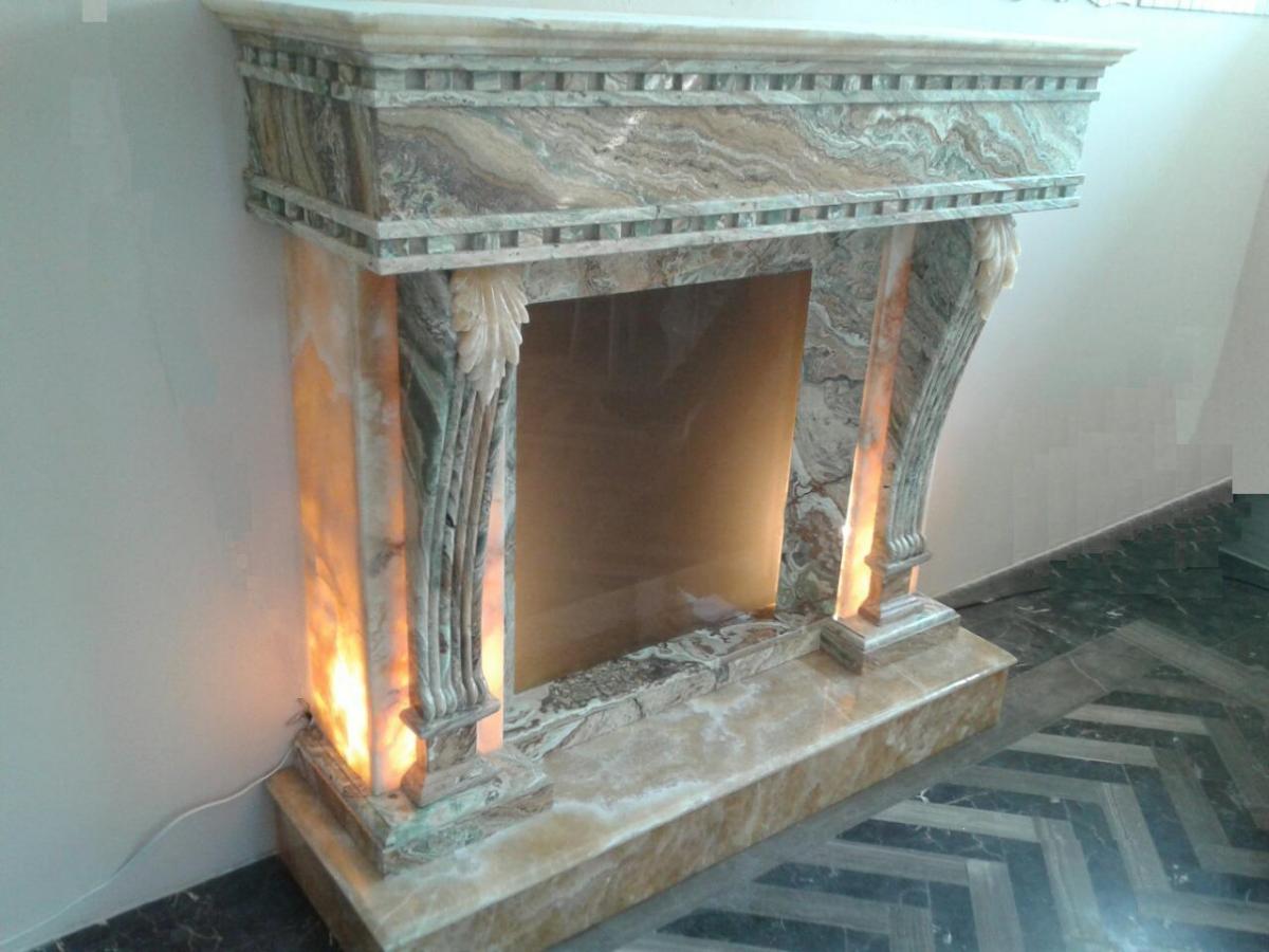 Камін з оніксу мармуровий камін