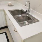 Столешница из белого кварцита