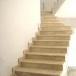 лестничные марши, облицованные мрамором