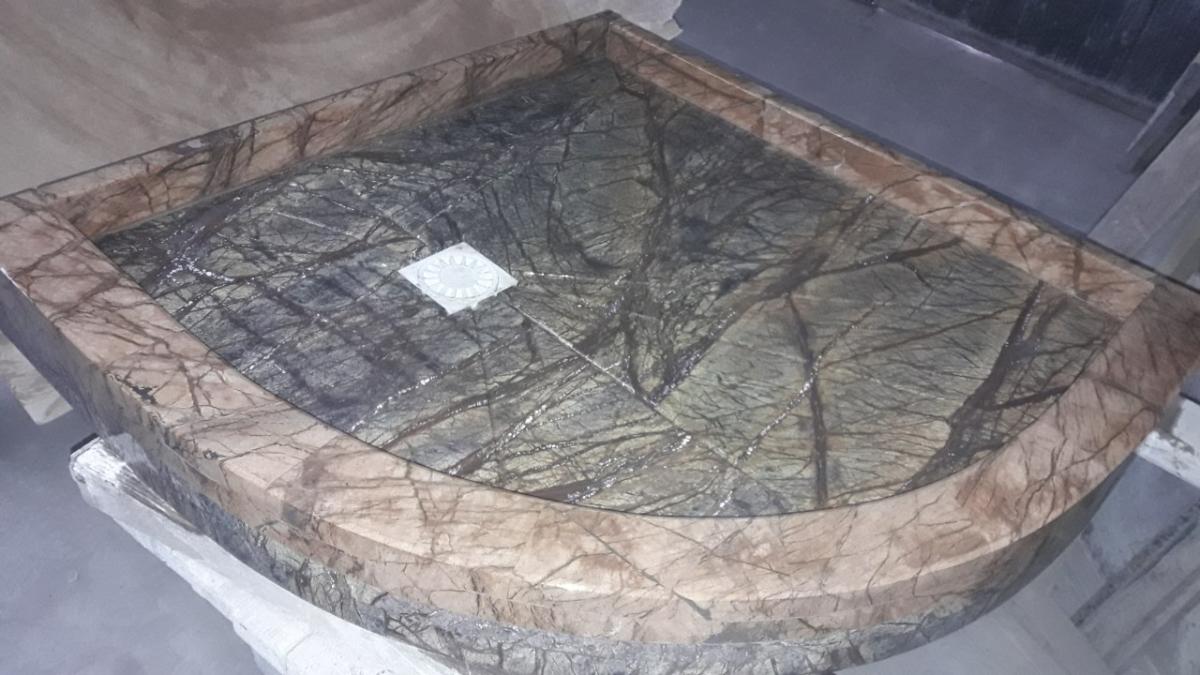 Душевой поддон из камня